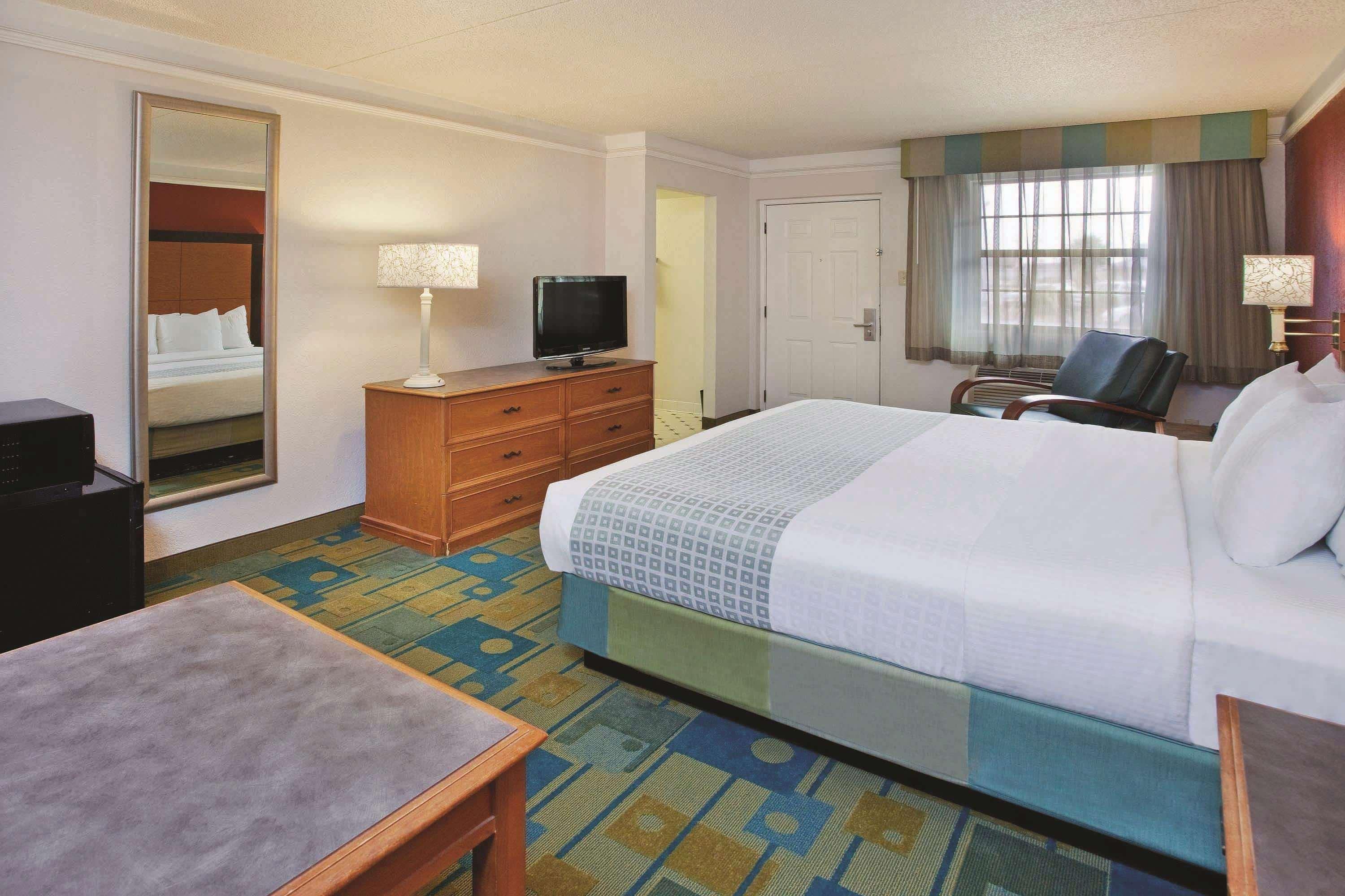 La Quinta Inn By Wyndham Savannah Midtown Exteriör bild