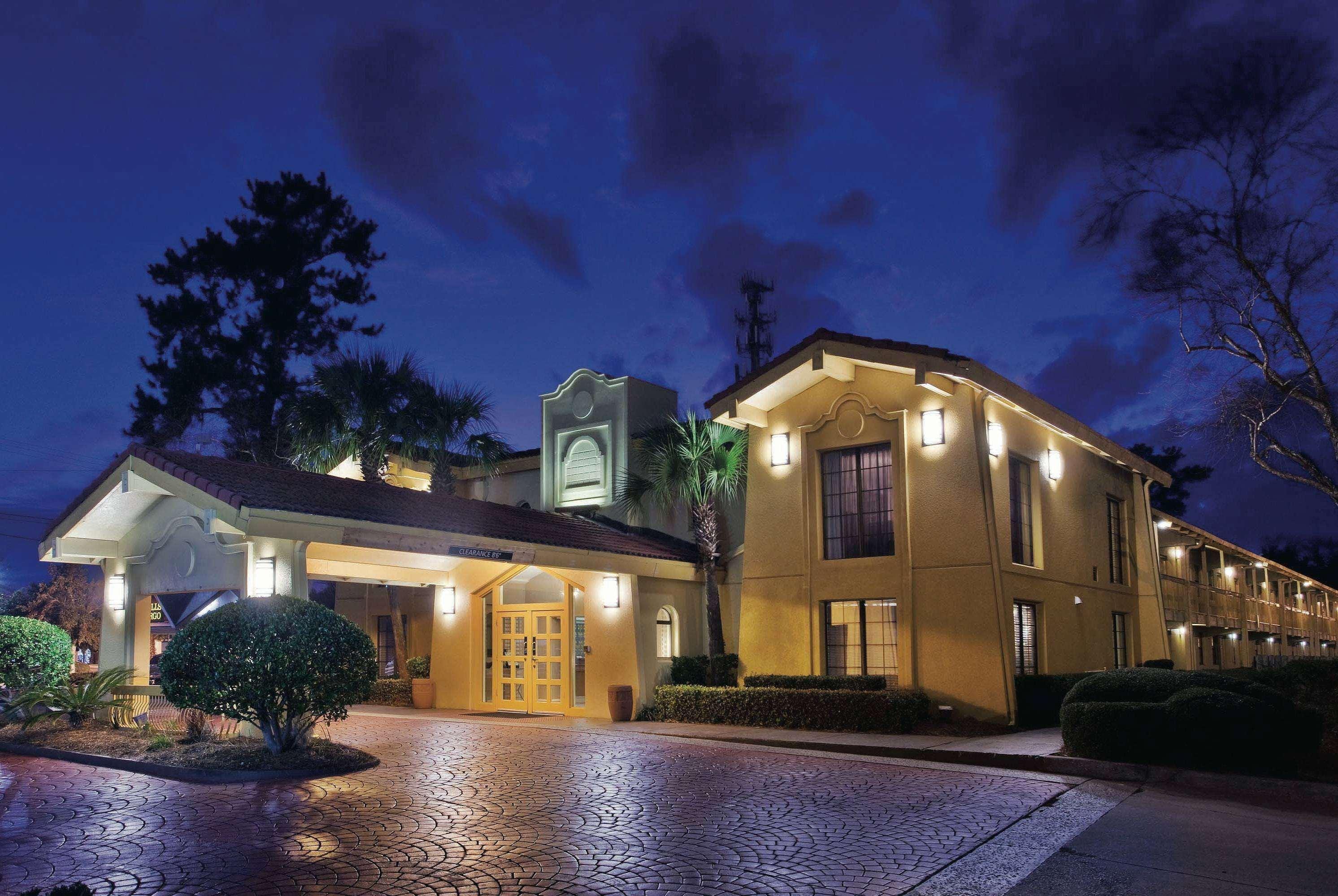 La Quinta Inn By Wyndham Savannah Midtown Exteriör bild