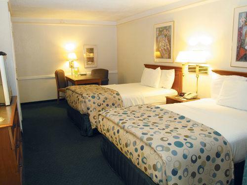 La Quinta Inn By Wyndham Savannah Midtown Rum bild